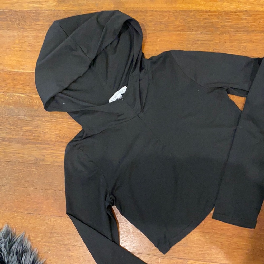 L/S ACTIVE HOODED CROP TOP